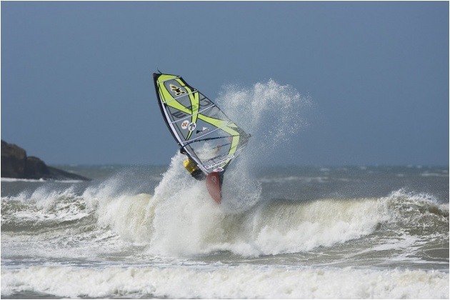 MauiSails Kevin Pritchard fought his way to 5th position