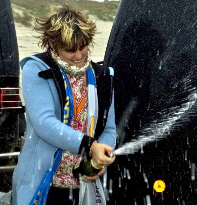 Femke van der Valk Dutch Wave Champion