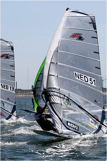 Big succes at the 1st Dutch tour stop at Scheveningen!