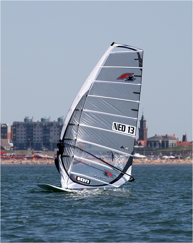 Big succes at the 1st Dutch tour stop at Scheveningen!