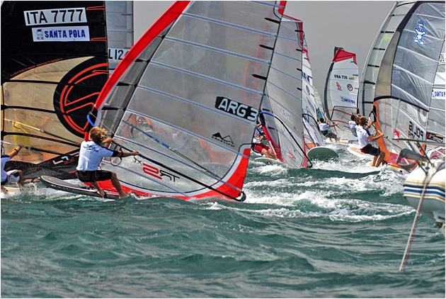 2009 Formula Windsurfing World Championships at Santa Pola, Spain. 2009 Formula Windsurfing World Championships at Santa Pola, Spain.
