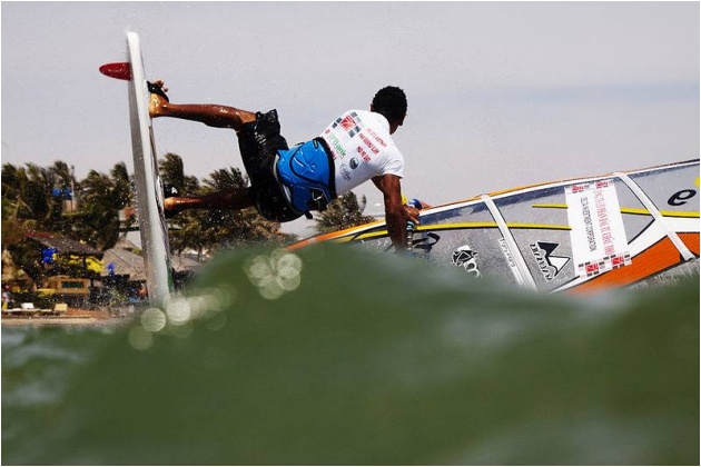 Taty Frans scored 3rd place in PWA Vietnam freestyle event