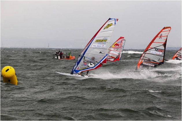 Micah Buzianis won 2012 PWA Ulsan, Korea event