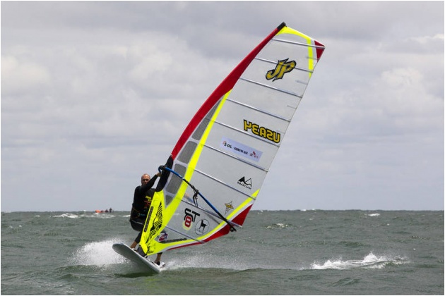 Micah Buzianis won 2012 PWA Ulsan, Korea event