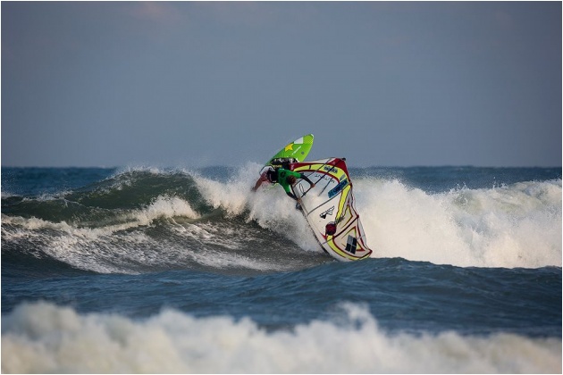 Camille Juban wins the 2012 AWT Hatteras Wave Jam