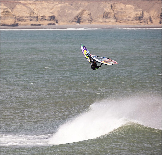 AWT Quatro Desert Showdown - MauiSails on top again!