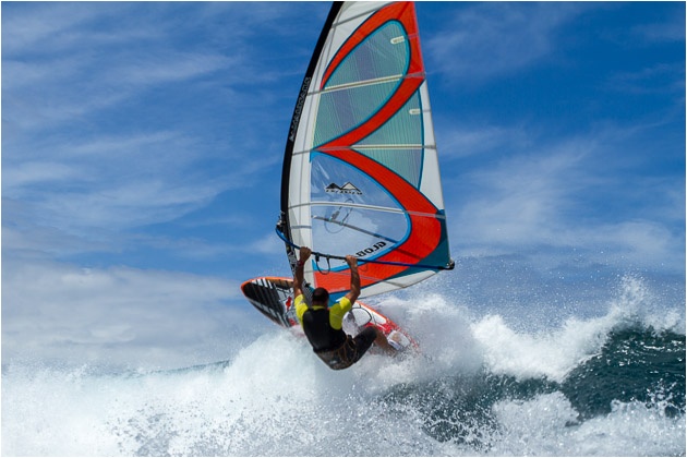 2014 Global - power on-shore wave sail