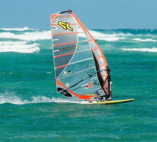 Rigging MauiSails 2014 TR-X by Micah Buzianis